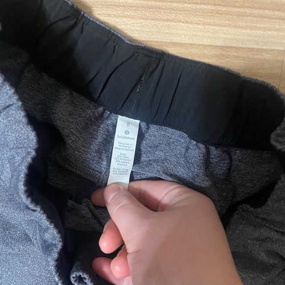 SOLD 💯On the fly pants - Picture 4 of 4